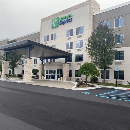 Holiday Inn Express Wixom By Ihg Luaran gambar