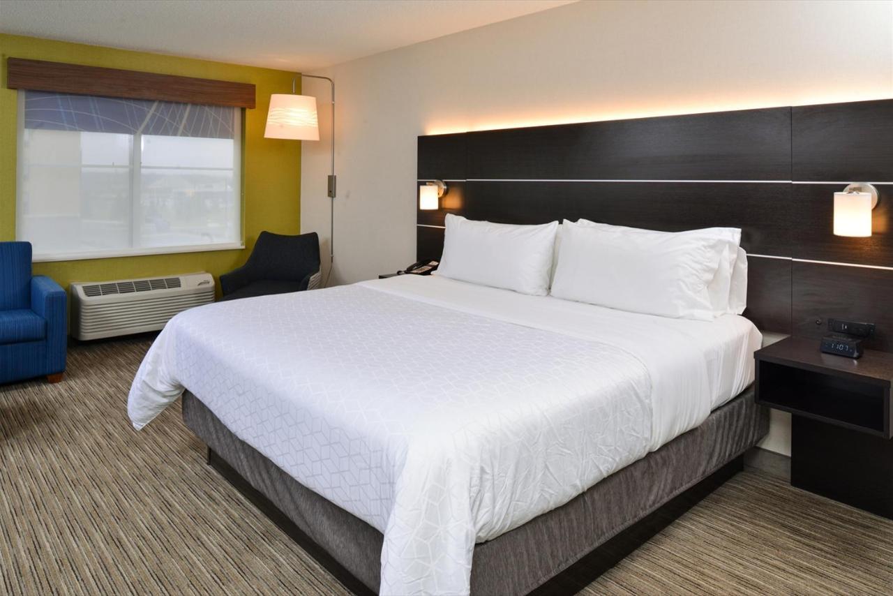 Holiday Inn Express Wixom By Ihg Luaran gambar
