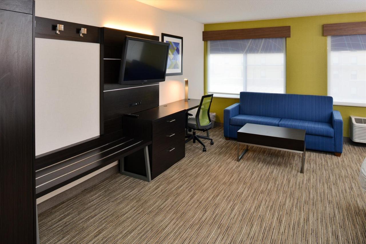 Holiday Inn Express Wixom By Ihg Luaran gambar