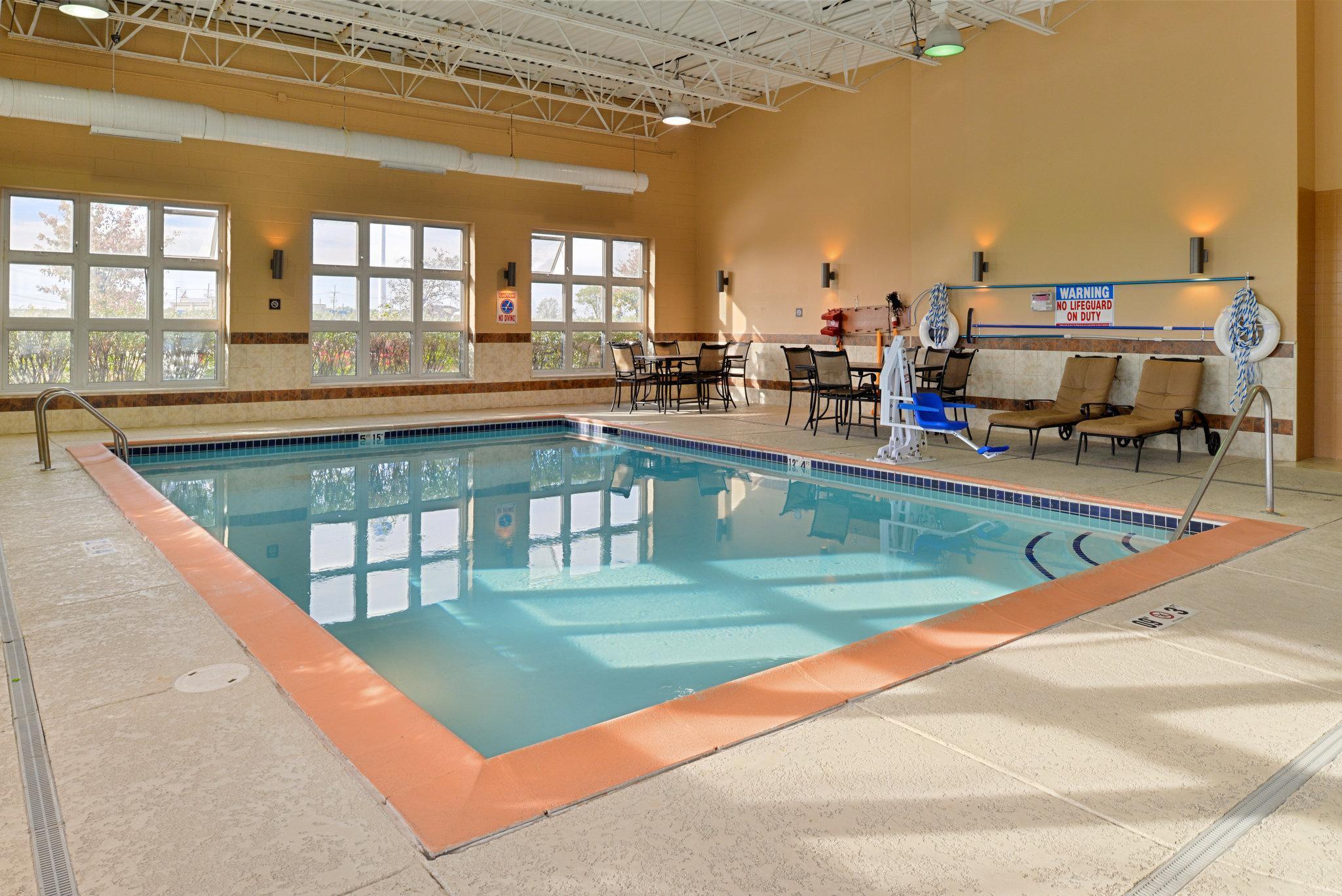 Holiday Inn Express Wixom By Ihg Luaran gambar