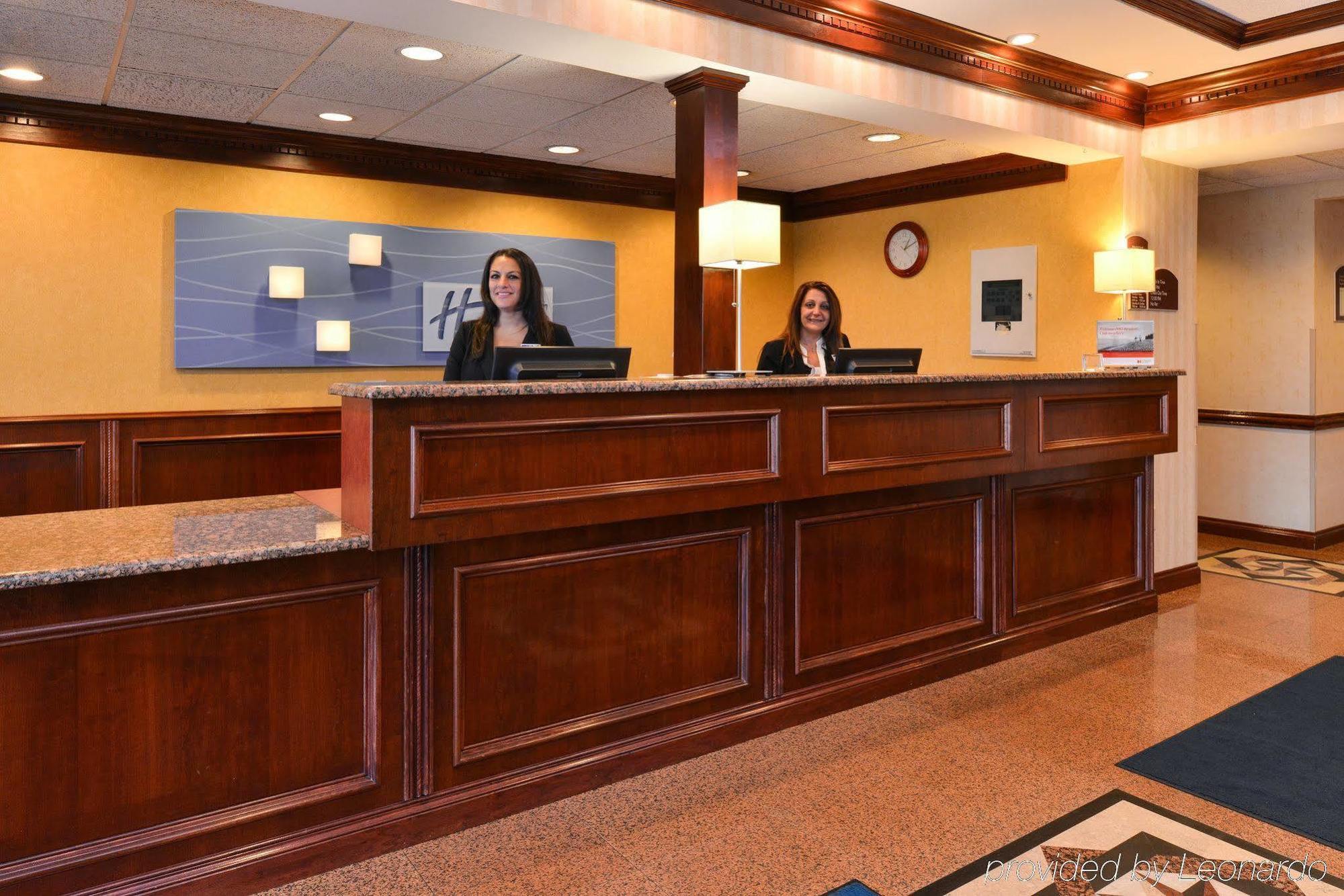 Holiday Inn Express Wixom By Ihg Luaran gambar