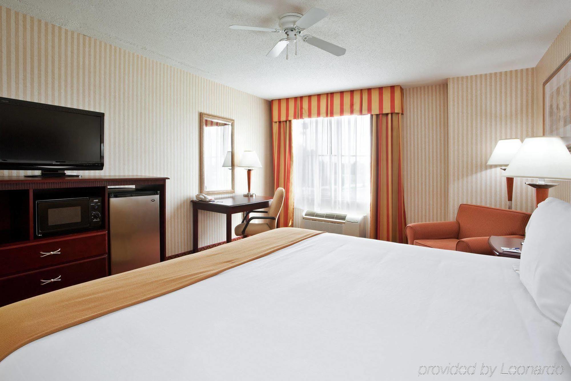 Holiday Inn Express Wixom By Ihg Bilik gambar