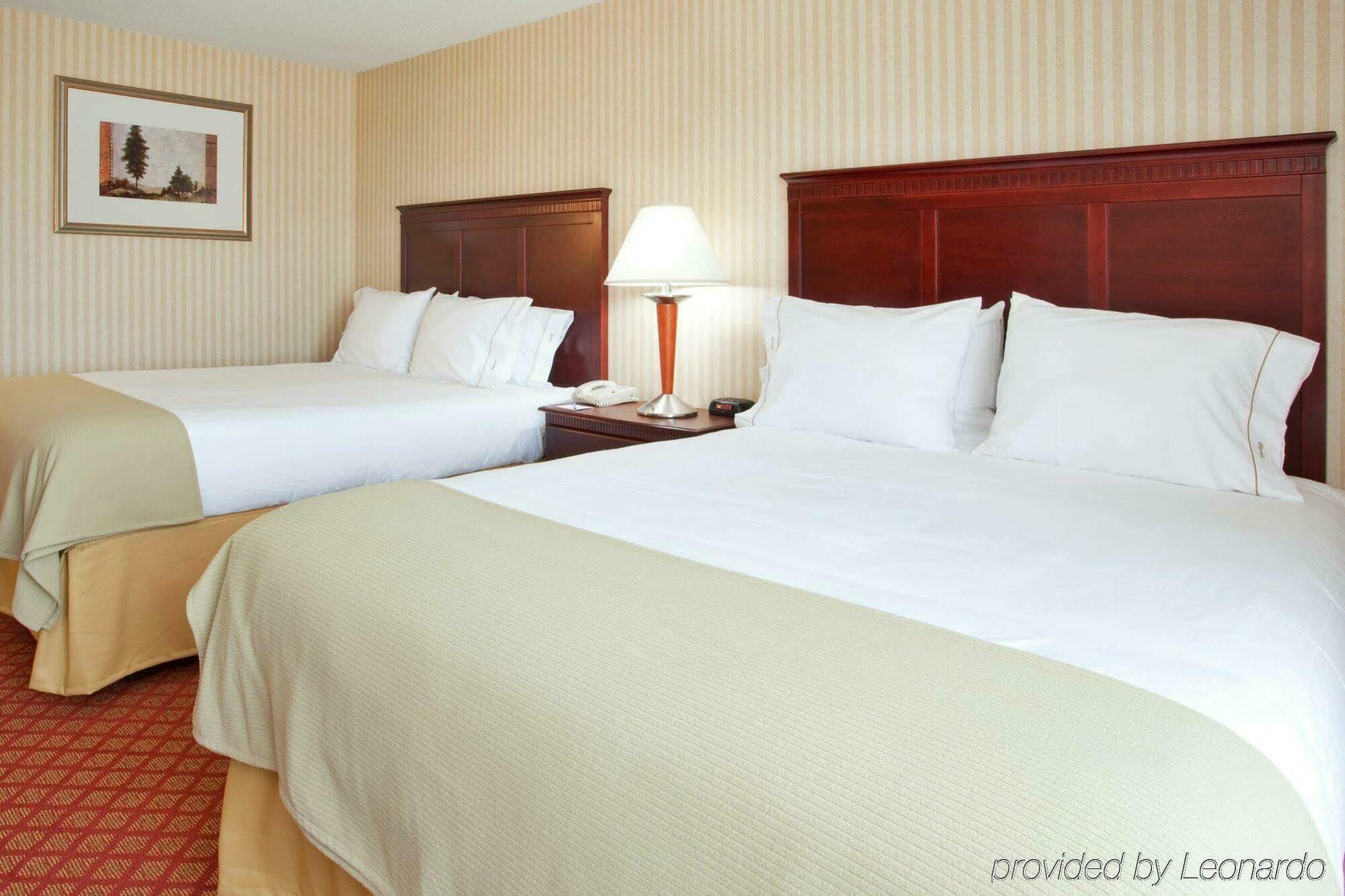 Holiday Inn Express Wixom By Ihg Luaran gambar